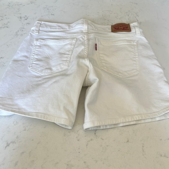 Levi's Pants - Levi's Women's Mid Length Shorts - Chalk White size 28